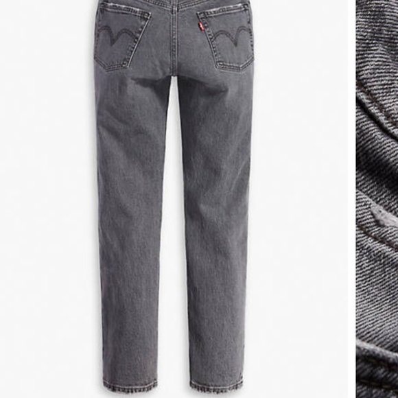 Levi’s 501 Jeans - Picture 2 of 4